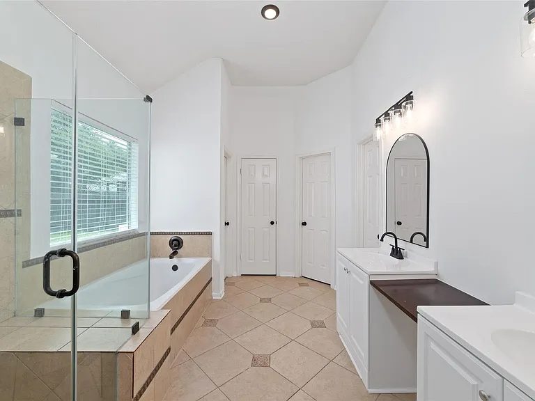 4-Bedroom Single-Family Home for Sale in Houston, TX – 12633 Memorial Dr – $299,000 - photo 9