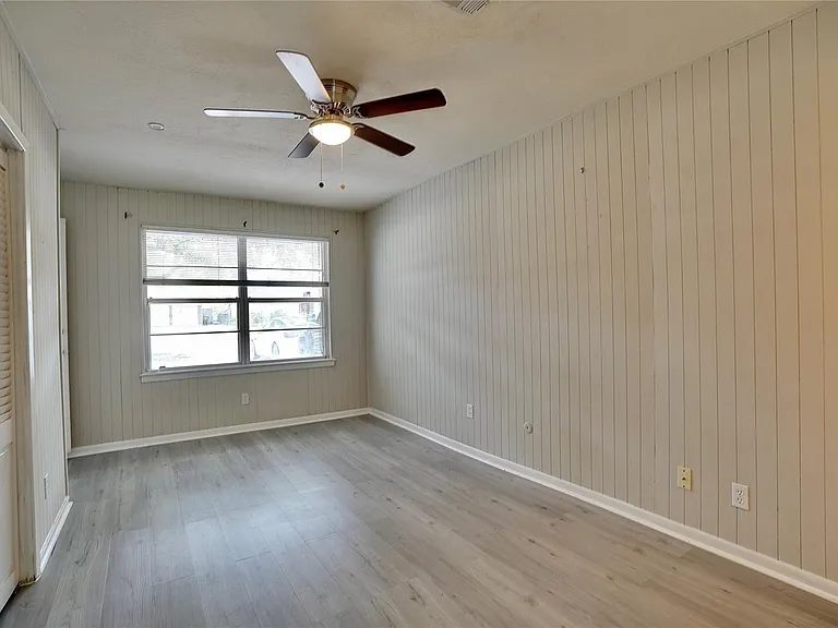 Nhà bán 4 phòng ngủ tại Houston, TX - $300,250 - ảnh 3
