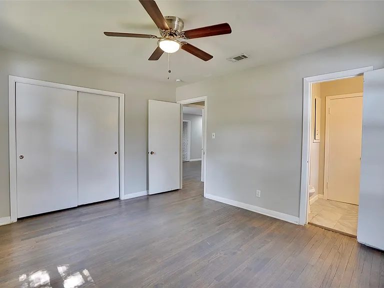 Nhà bán 4 phòng ngủ tại Houston, TX - $300,250 - ảnh 6