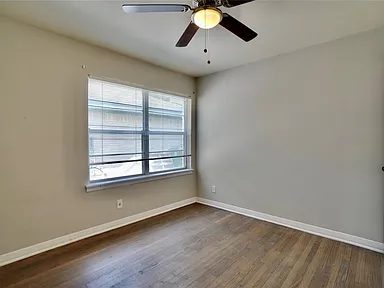 Nhà bán 4 phòng ngủ tại Houston, TX - $300,250 - ảnh 8