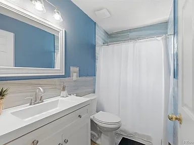 6-Bedroom Single-Family Home for Sale in Denver, CO – 4307 Durham Court – $575,000 - photo 7