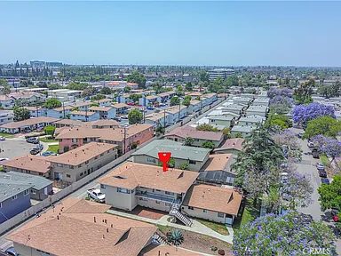 Nhà bán 8 phòng ngủ tại Anaheim, CA - $1,475,000 - ảnh 4