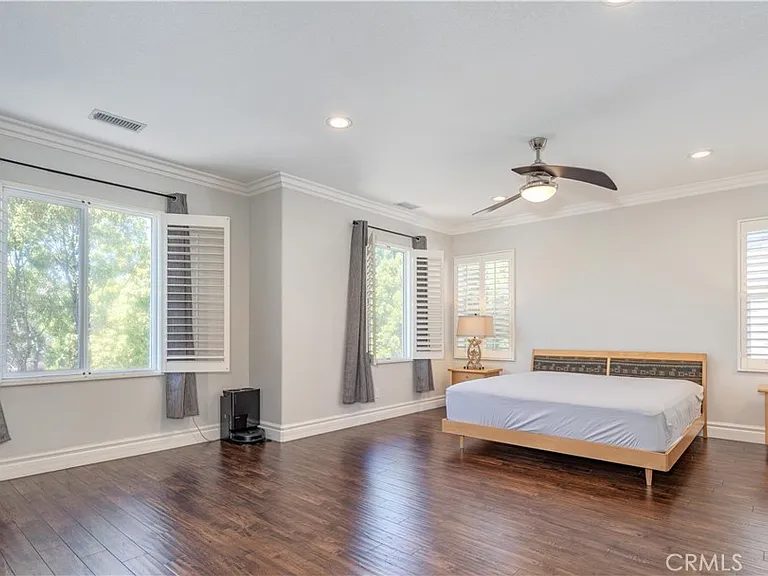 Nhà bán 5 phòng ngủ tại Huntington Beach, CA - $2,549,000 - ảnh 9