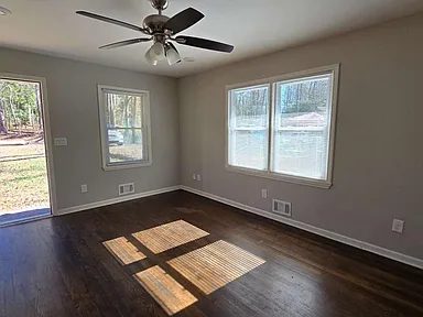 Nhà bán tại Austell, GA - $300,000 - ảnh 3