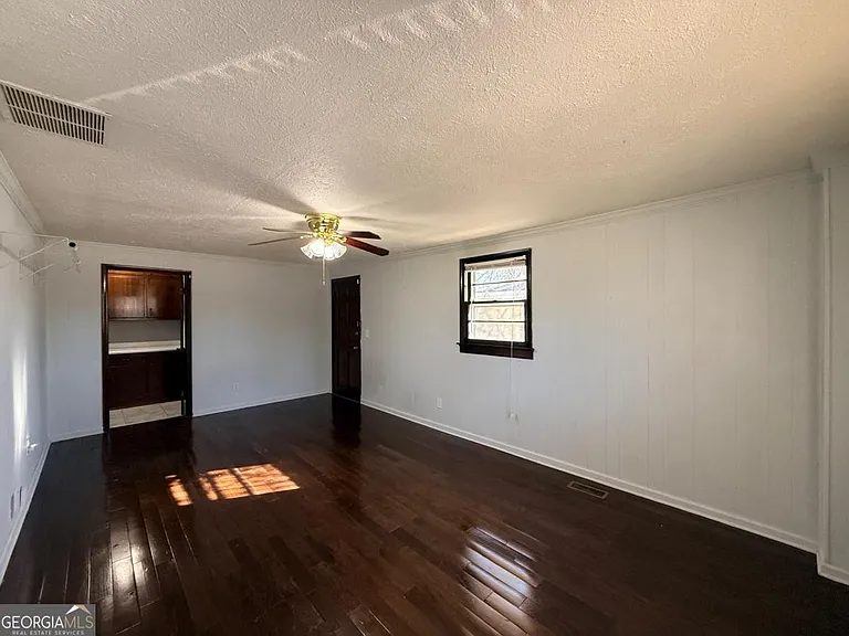 3-Bedroom Single-Family Home for Sale in Morrow, GA – 6532 Debbie Sue Ln – $259,900 - photo 7