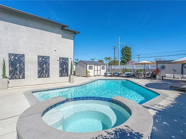 4-Bedroom Multifamily Property for Sale in Anaheim, CA – 824 S Dune St – $1,750,000 - photo 14