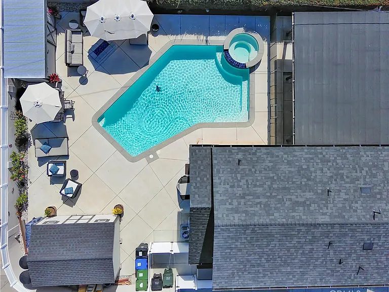 4-Bedroom Multifamily Property for Sale in Anaheim, CA – 824 S Dune St – $1,750,000 - photo 15