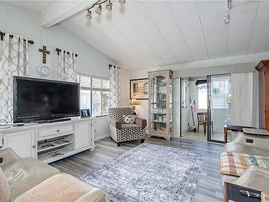 Nhà bán 2 phòng ngủ tại Huntington Beach, CA - $95,000 - ảnh 2