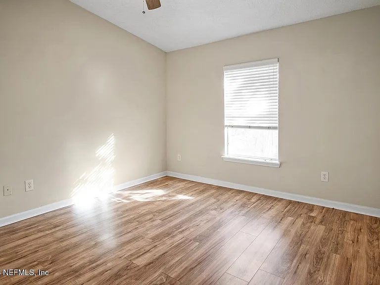 3-Bedroom Condo for Sale in Jacksonville, FL – 7047 DEER LODGE Circle #106 – $169,000 - photo 5