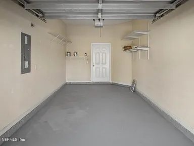 3-Bedroom Condo for Sale in Jacksonville, FL – 7047 DEER LODGE Circle #106 – $169,000 - photo 6