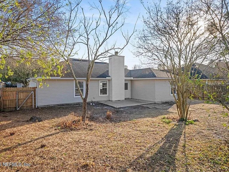 3-Bedroom Single-Family Home for Sale in Jacksonville, FL – 7945 DELTA POST Drive S – $275,000 - photo 9