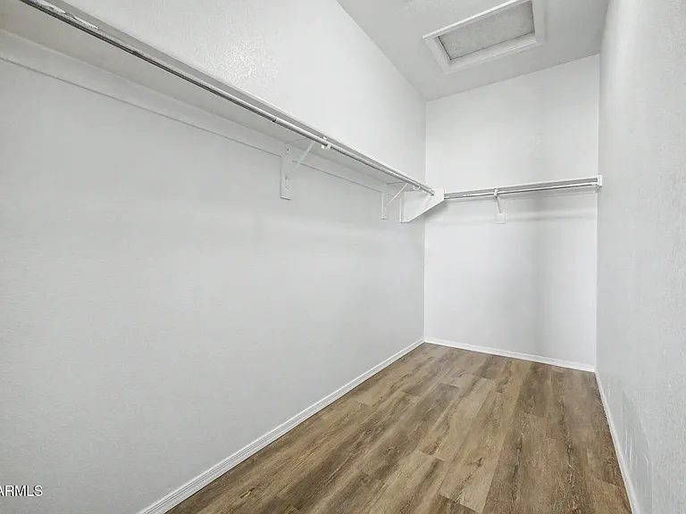 3-Bedroom Single-Family Home for Sale in Chandler, AZ – 1368 S WAGON WHEEL Court – $415,000 - photo 7