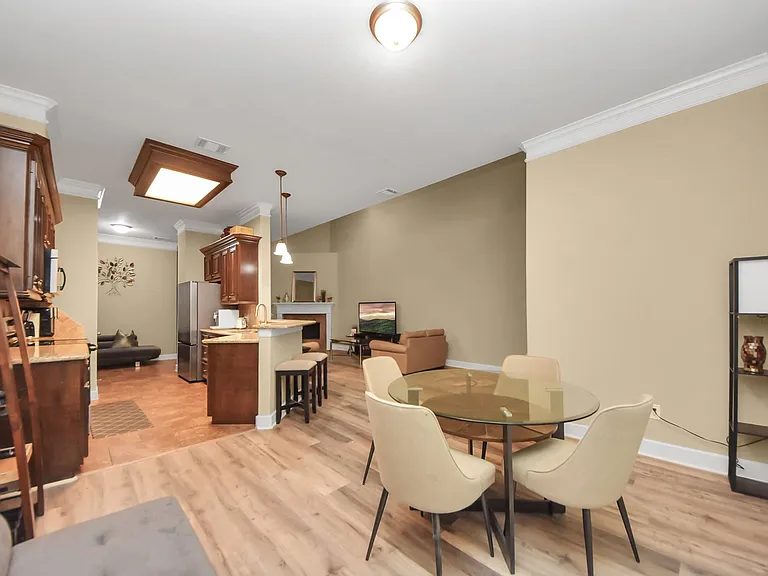 Nhà bán 3 phòng ngủ tại Houston, TX - $271,999 - ảnh 5