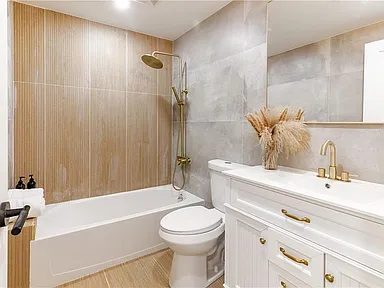 Nhà bán 5 phòng ngủ tại Brooklyn, NY - $1,899,000 - ảnh 6