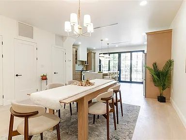Nhà bán 5 phòng ngủ tại Brooklyn, NY - $1,899,000 - ảnh 2