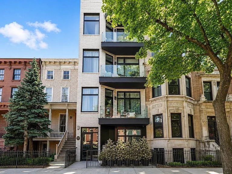 Nhà bán 2 phòng ngủ tại Brooklyn, NY - $1,400,000