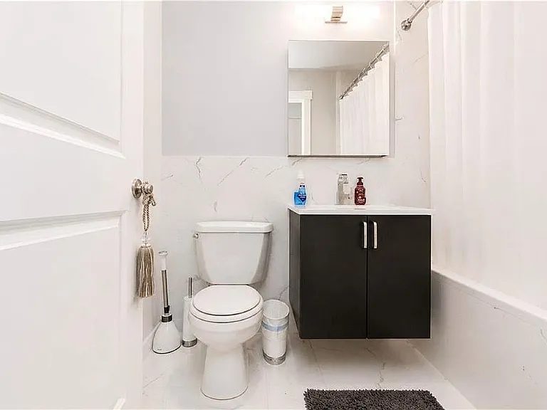 Nhà bán 1 phòng ngủ tại New York, NY - $849,888 - ảnh 5