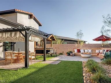 Nhà bán 4 phòng ngủ tại Las Vegas, NV - $3,400,000 - ảnh 18