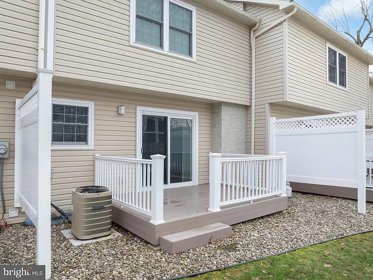 3-Bedroom Townhome for Sale in State College, PA – 779 Galen Dr – $285,000 - photo 11