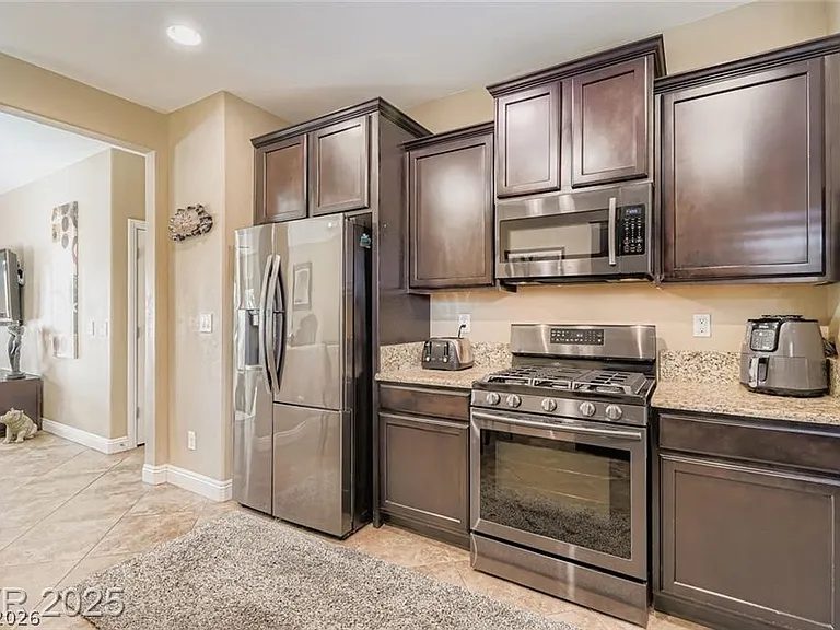 Nhà bán 2 phòng ngủ tại Las Vegas, NV - $395,000 - ảnh 4