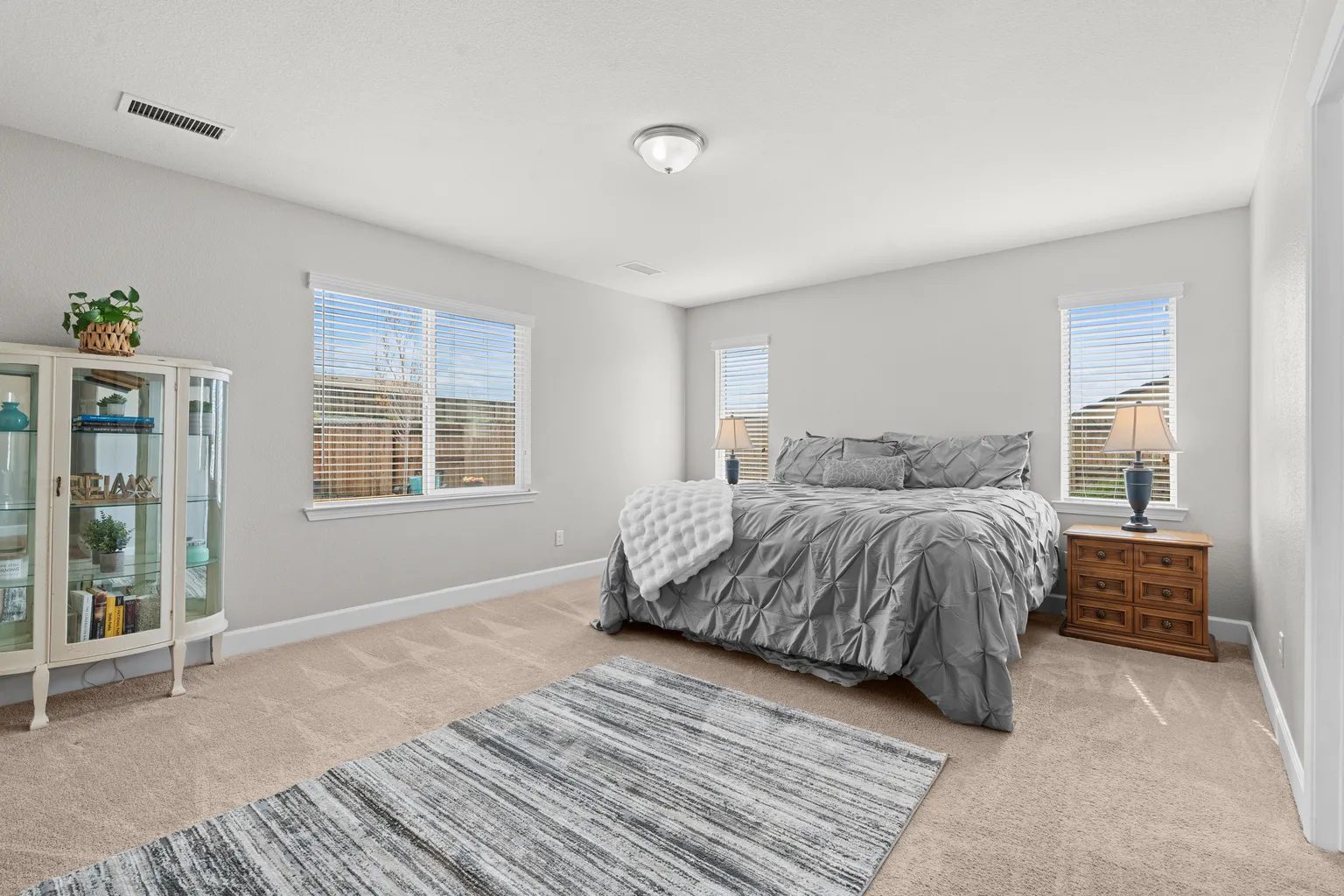 4-Bedroom Single-Family Home for Sale in Sparks, NV – 918 Garden Pond Way – $769,918 - photo 4