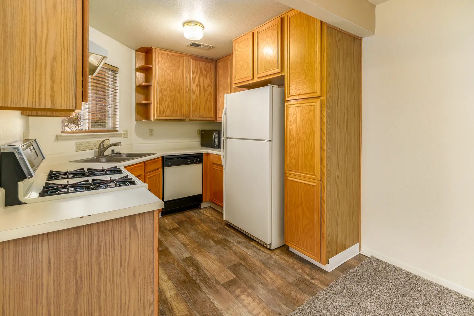 Nhà bán 2 phòng ngủ tại Sparks, NV - $285,000 - ảnh 4