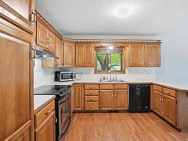 3-Bedroom Single-Family Home for Sale in Springfield, MO – 3463 S Meadowlark Avenue – $239,900 - photo 3
