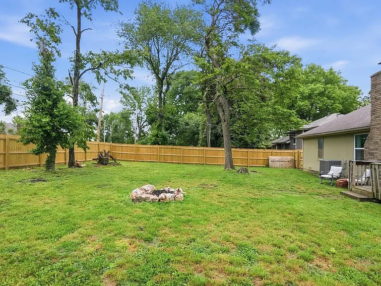 3-Bedroom Single-Family Home for Sale in Springfield, MO – 3463 S Meadowlark Avenue – $239,900 - photo 10