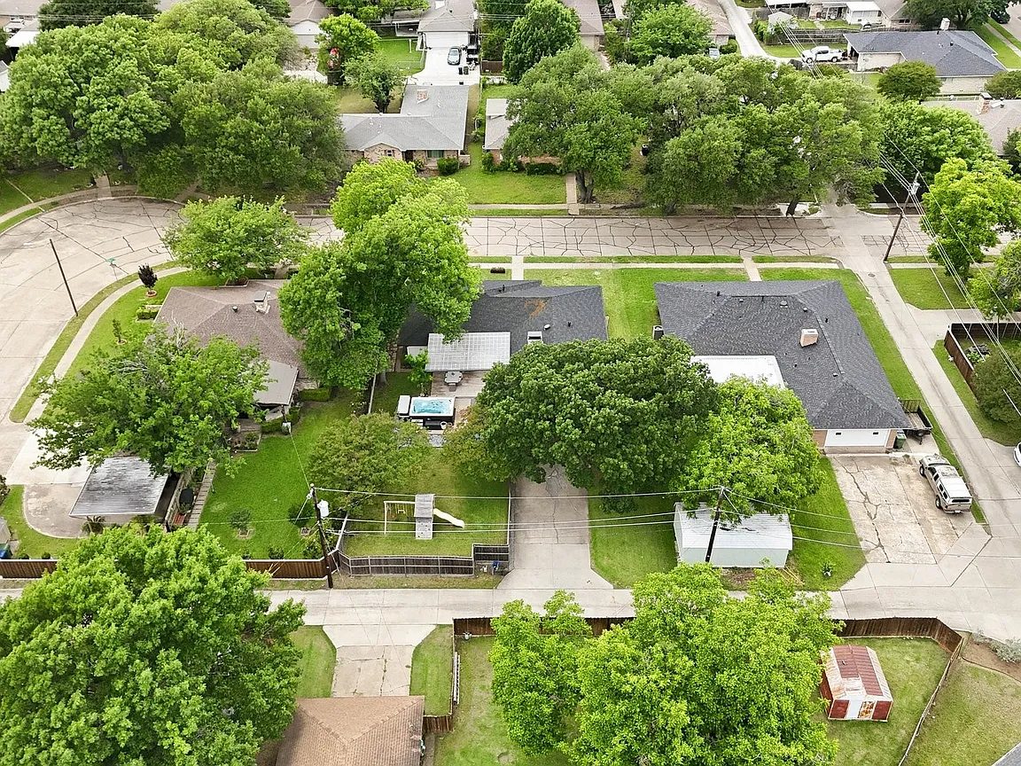 3-Bedroom Single-Family Home for Sale in Garland, TX – 3910 Mobile Dr – $374,500 - photo 2