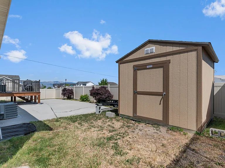 4-Bedroom Single-Family Home for Sale in Tooele, UT – 892 W 580 S – $410,000 - photo 14