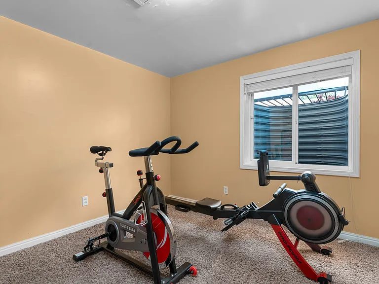 4-Bedroom Single-Family Home for Sale in Tooele, UT – 892 W 580 S – $410,000 - photo 10