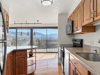3-Bedroom Multifamily Property for Sale in Salt Lake City, UT – 303 N A St #503 – $625,000 - photo 5