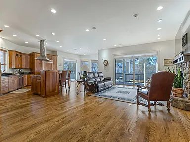 6-Bedroom Single-Family Home for Sale in Holladay, UT – 1932 E Charleston Ln – $1,975,000 - photo 4