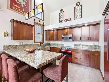 3-Bedroom Multifamily Property for Sale in Park City, UT – 17 Daly Ave – $2,750,000 - photo 2