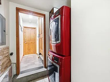 3-Bedroom Multifamily Property for Sale in Park City, UT – 17 Daly Ave – $2,750,000 - photo 13