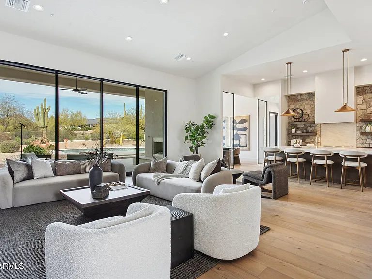 Nhà bán 4 phòng ngủ tại Scottsdale, AZ - $2,595,000 - ảnh 2