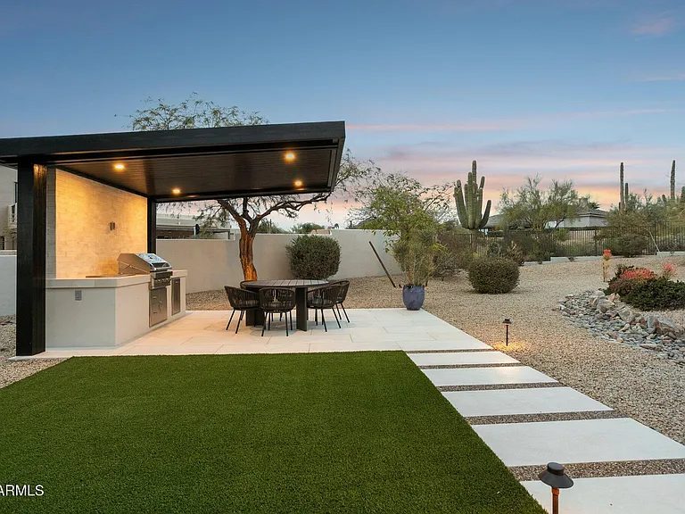 Nhà bán 4 phòng ngủ tại Scottsdale, AZ - $2,595,000 - ảnh 17