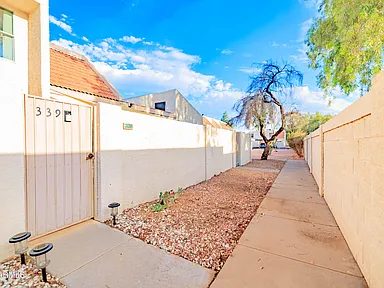 2-Bedroom Townhome for Sale in Mesa, AZ – 1342 W EMERALD Avenue #339 – $265,000 - photo 15