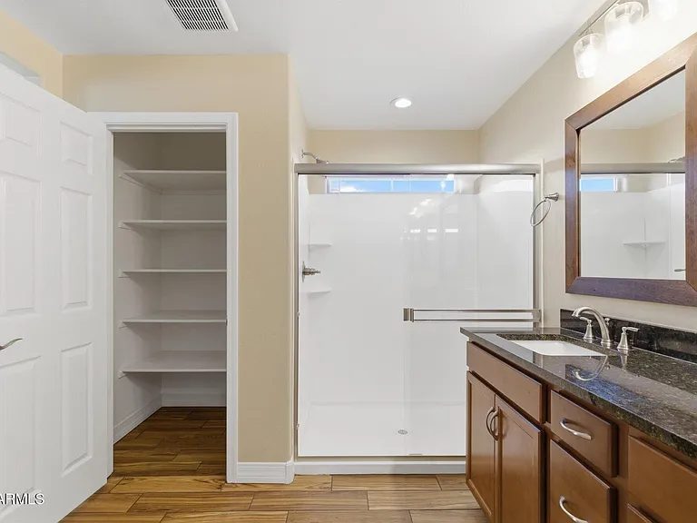 Nhà bán 4 phòng ngủ tại San Tan Valley, AZ - $415,000 - ảnh 5