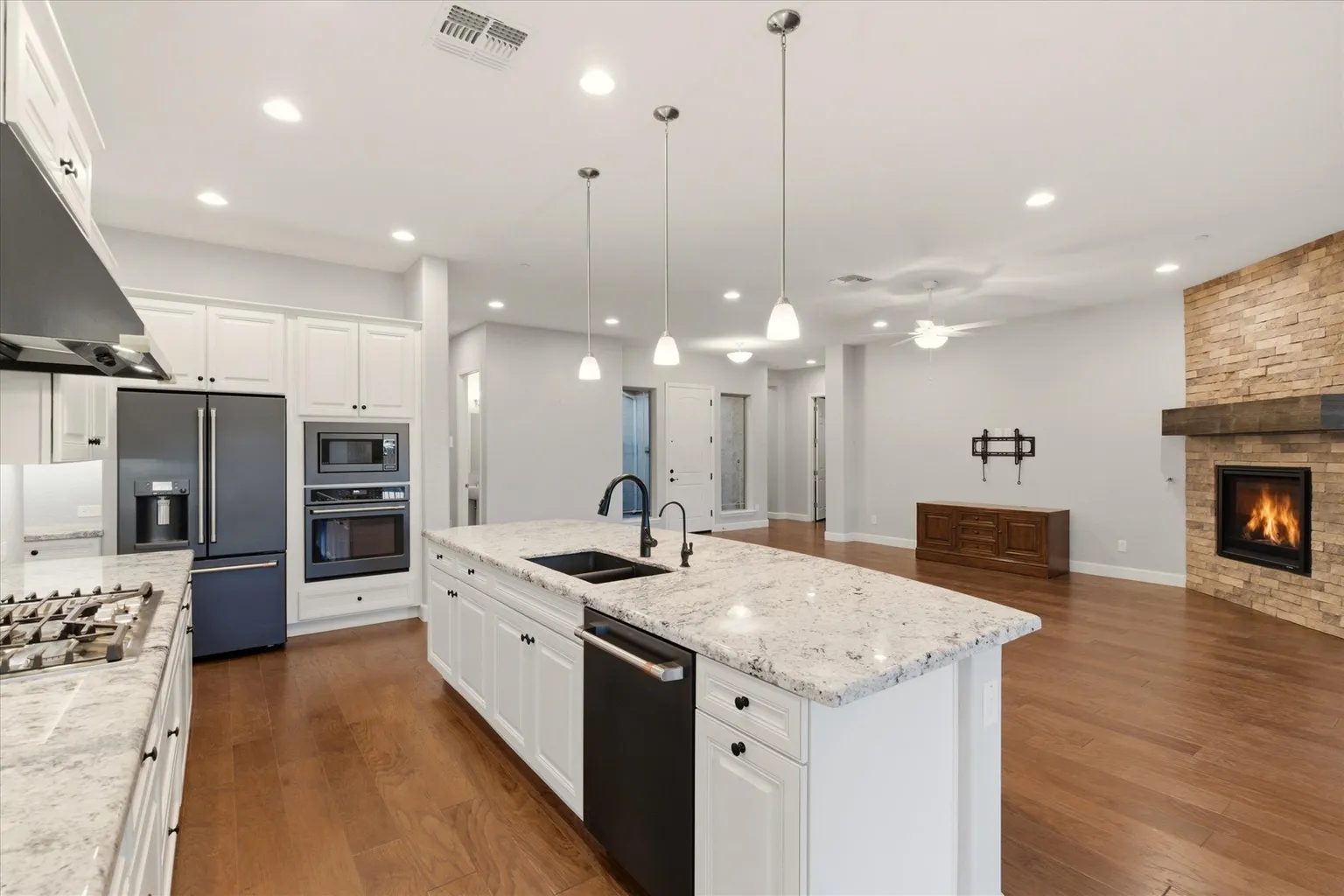Nhà bán 4 phòng ngủ tại Peoria, AZ - $850,000 - ảnh 3
