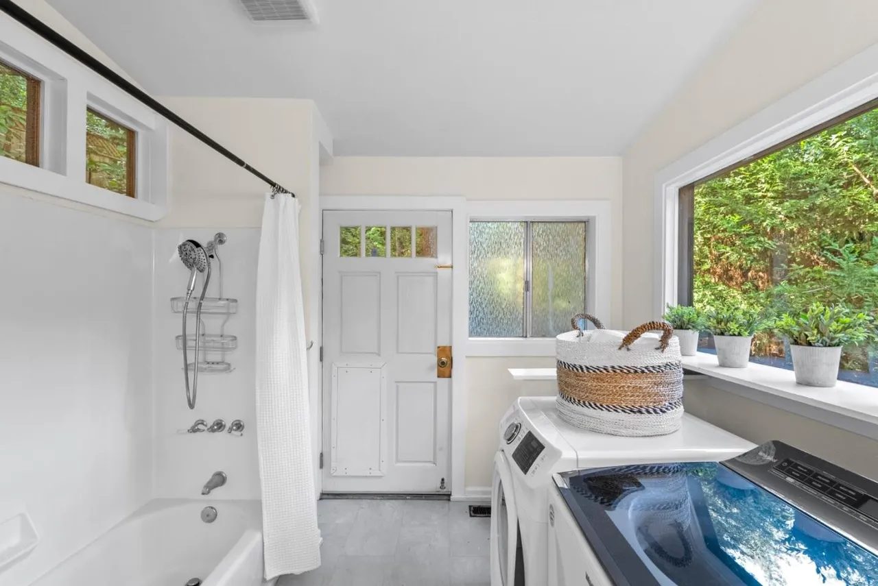Nhà bán 3 phòng ngủ tại Brookdale, CA - $795,000 - ảnh 5
