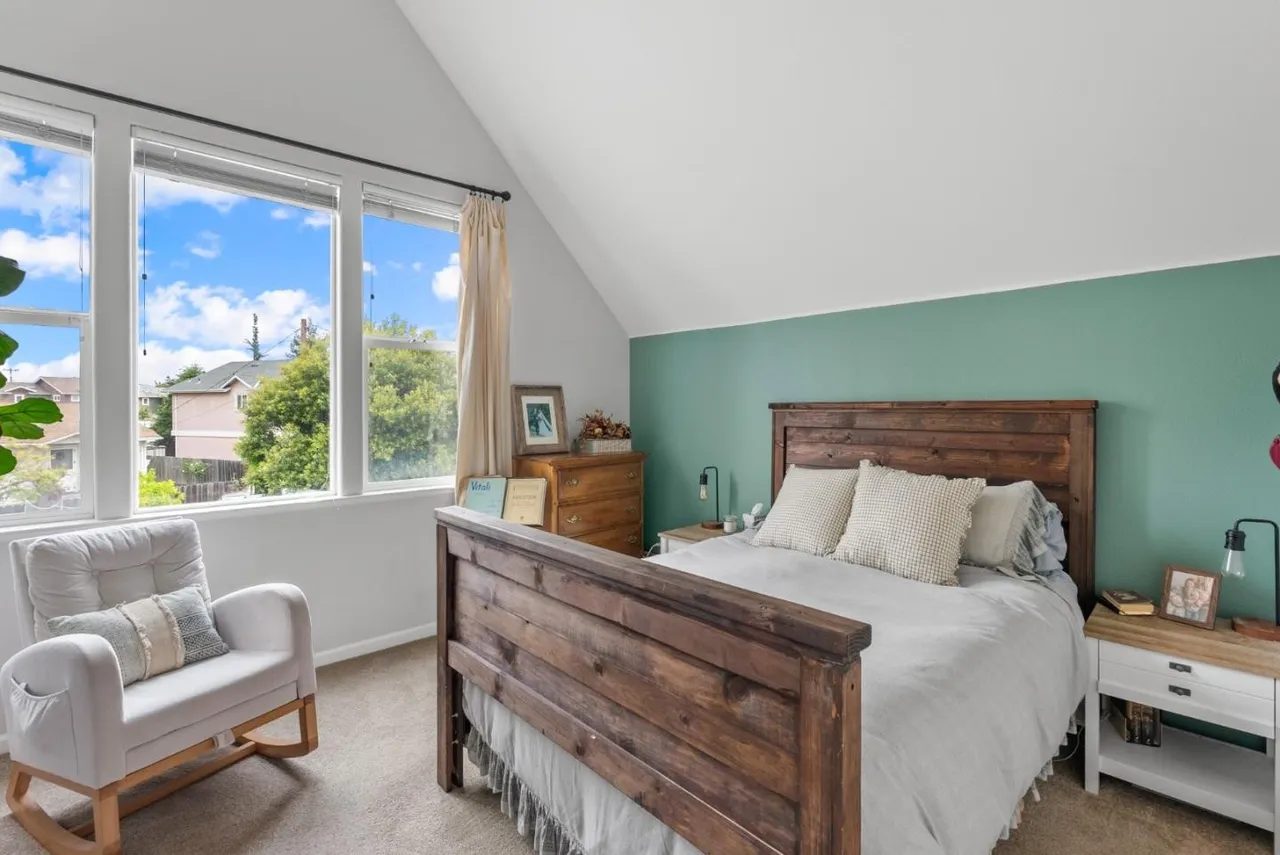 Nhà bán 2 phòng ngủ tại Freedom, CA - $640,000 - ảnh 5