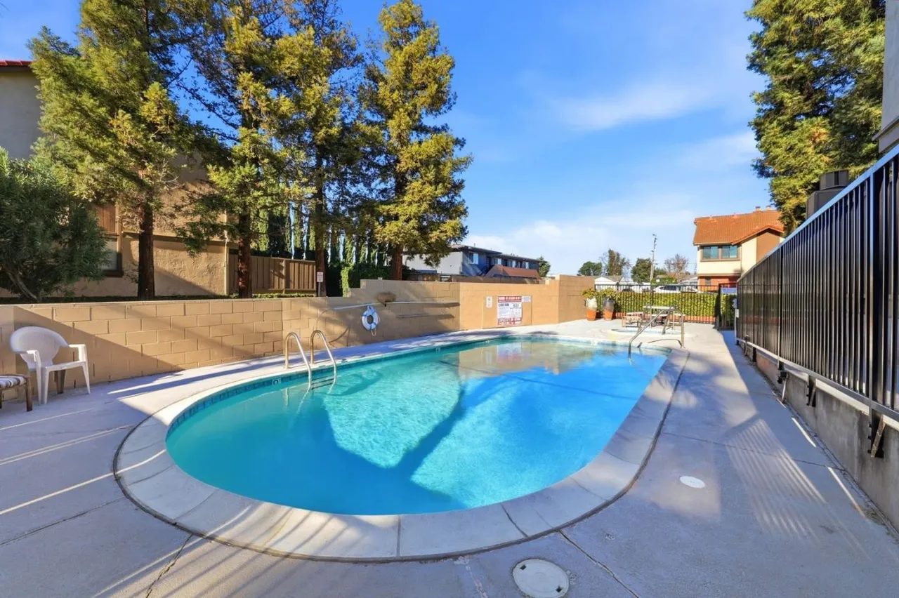 Nhà bán 2 phòng ngủ tại Santa Clara, CA - $749,000 - ảnh 8