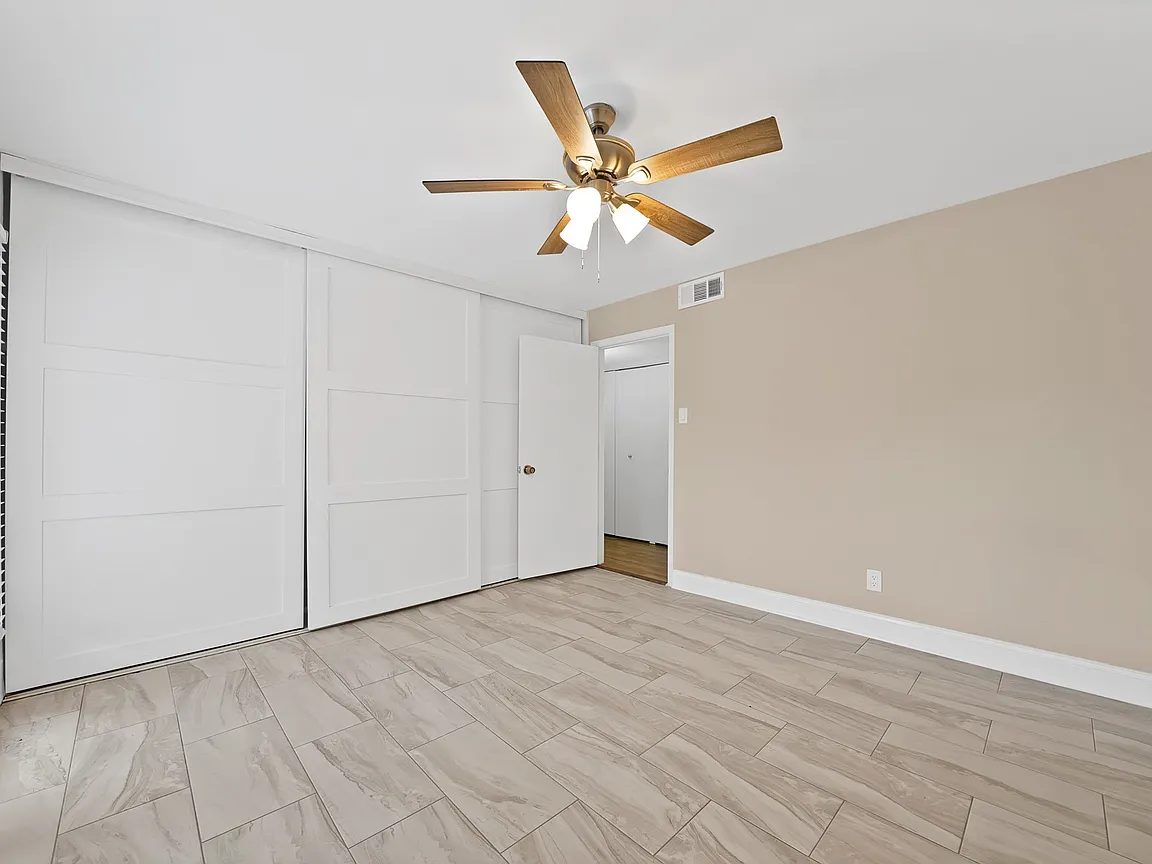 Nhà bán 2 phòng ngủ tại Dallas, TX - $349,000 - ảnh 6