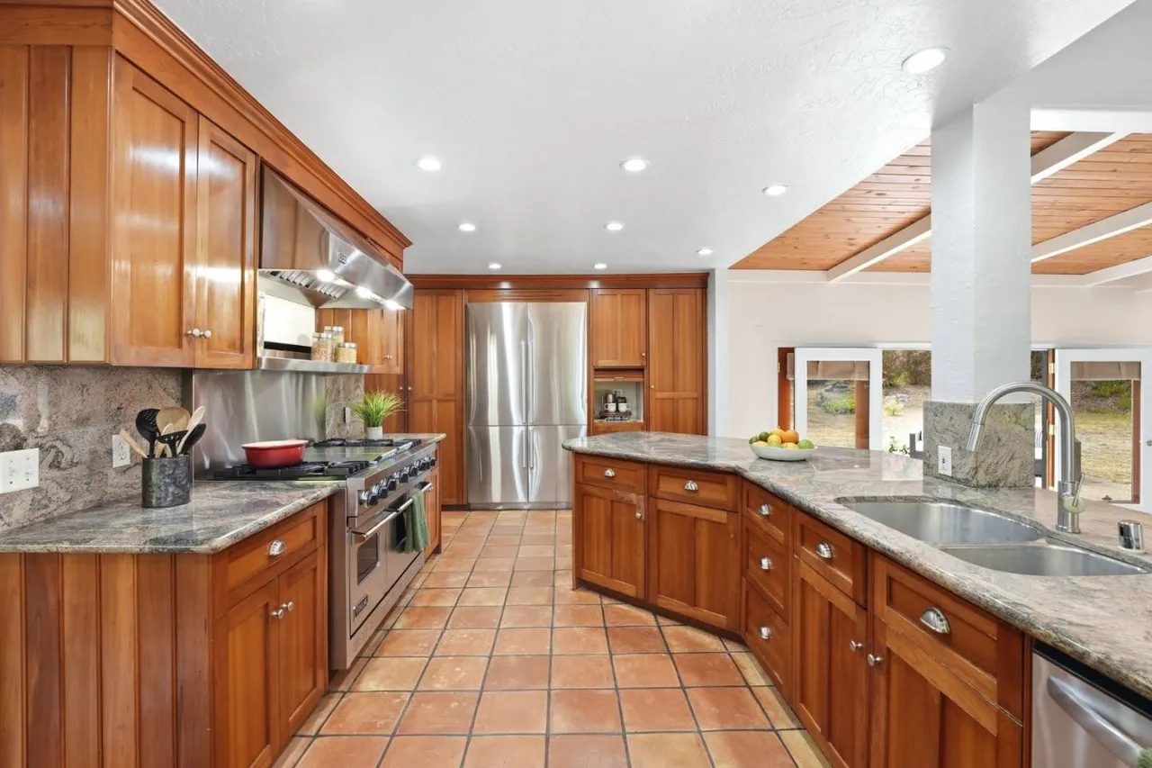 3-Bedroom Single-Family Home for Sale in Salinas, CA – 49 Frisch Rd – $999,000 - photo 3