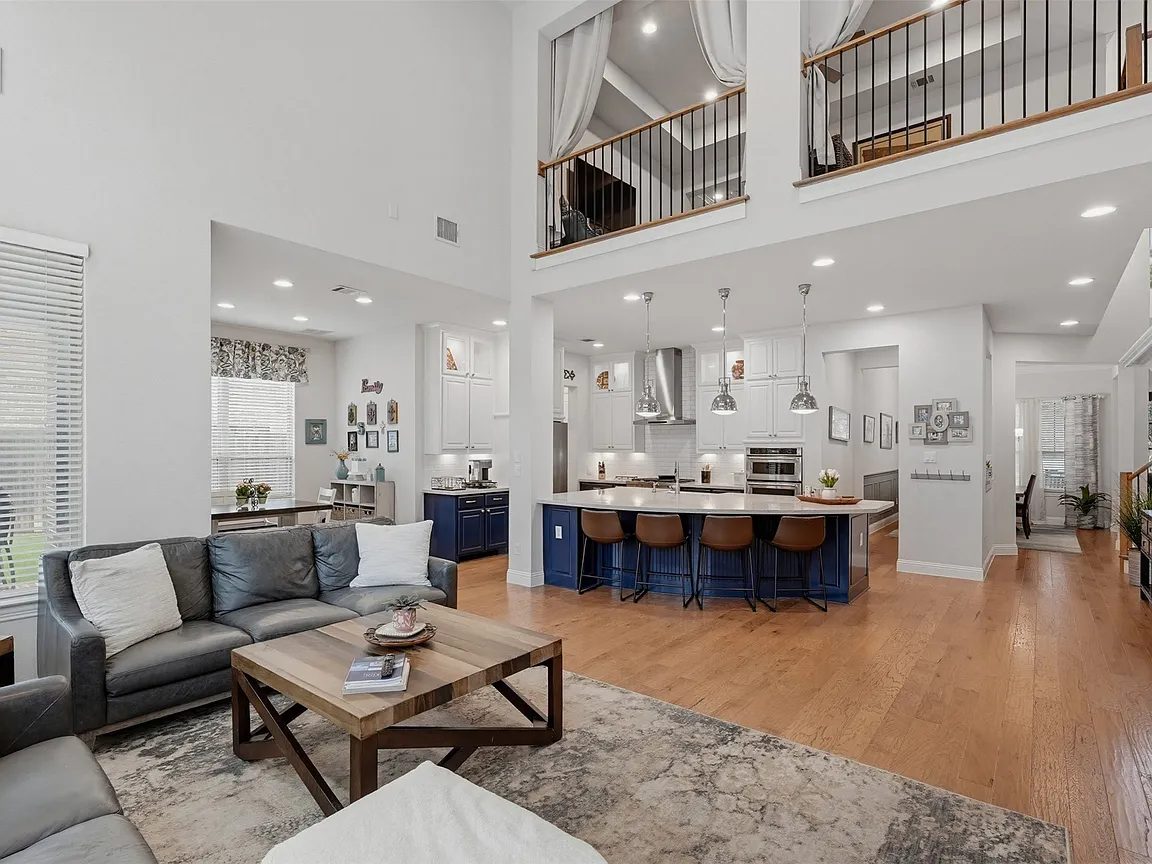 Nhà bán 4 phòng ngủ tại Dallas, TX - $1,050,000 - ảnh 5
