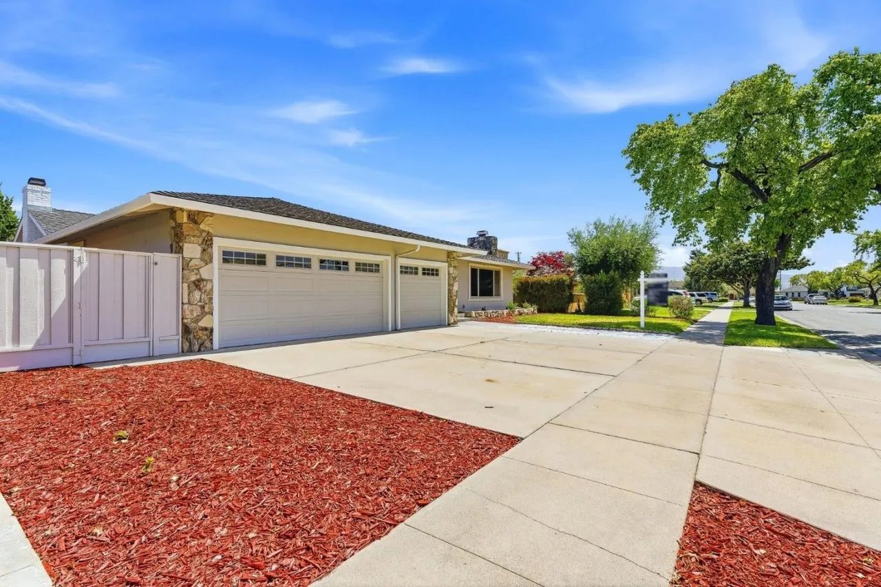 4-Bedroom Single-Family Home for Sale in Salinas, CA – 31 LA Mirada Ct – $999,000 - photo 14