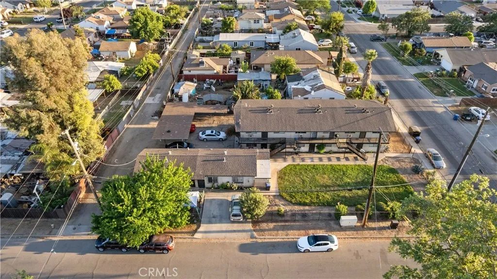 16-Bedroom Multifamily Property for Sale in Fresno, CA – 3940 E Burns Ave – $1,175,000 - photo 2