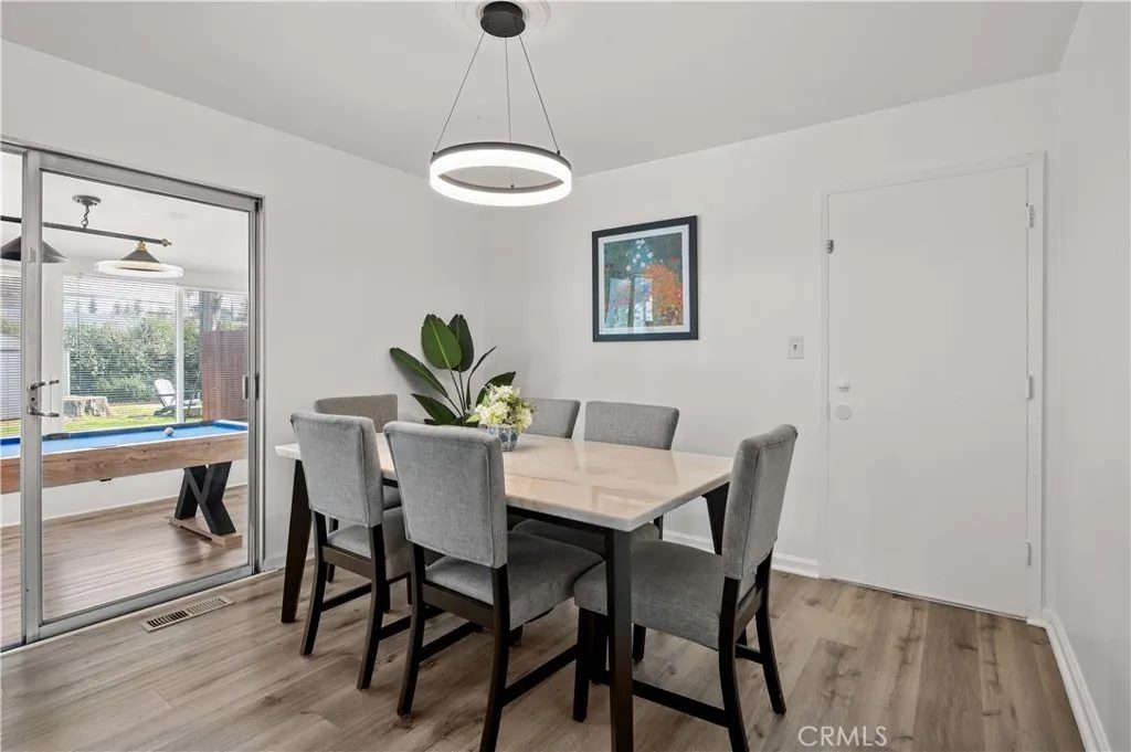 Nhà bán 5 phòng ngủ tại Fresno, CA - $619,000 - ảnh 13