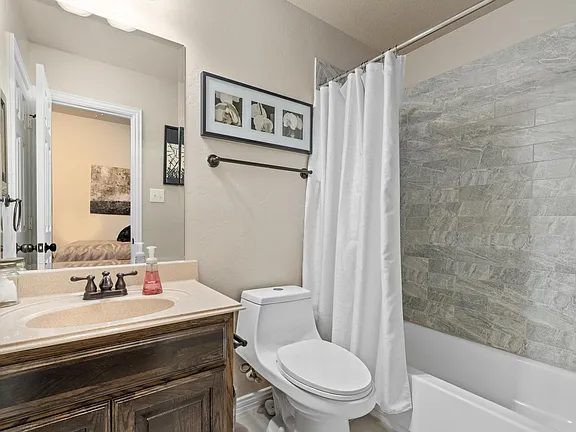 4-Bedroom Single-Family Home for Sale in Allen, TX – 1531 Evanvale Dr – $798,500 - photo 15